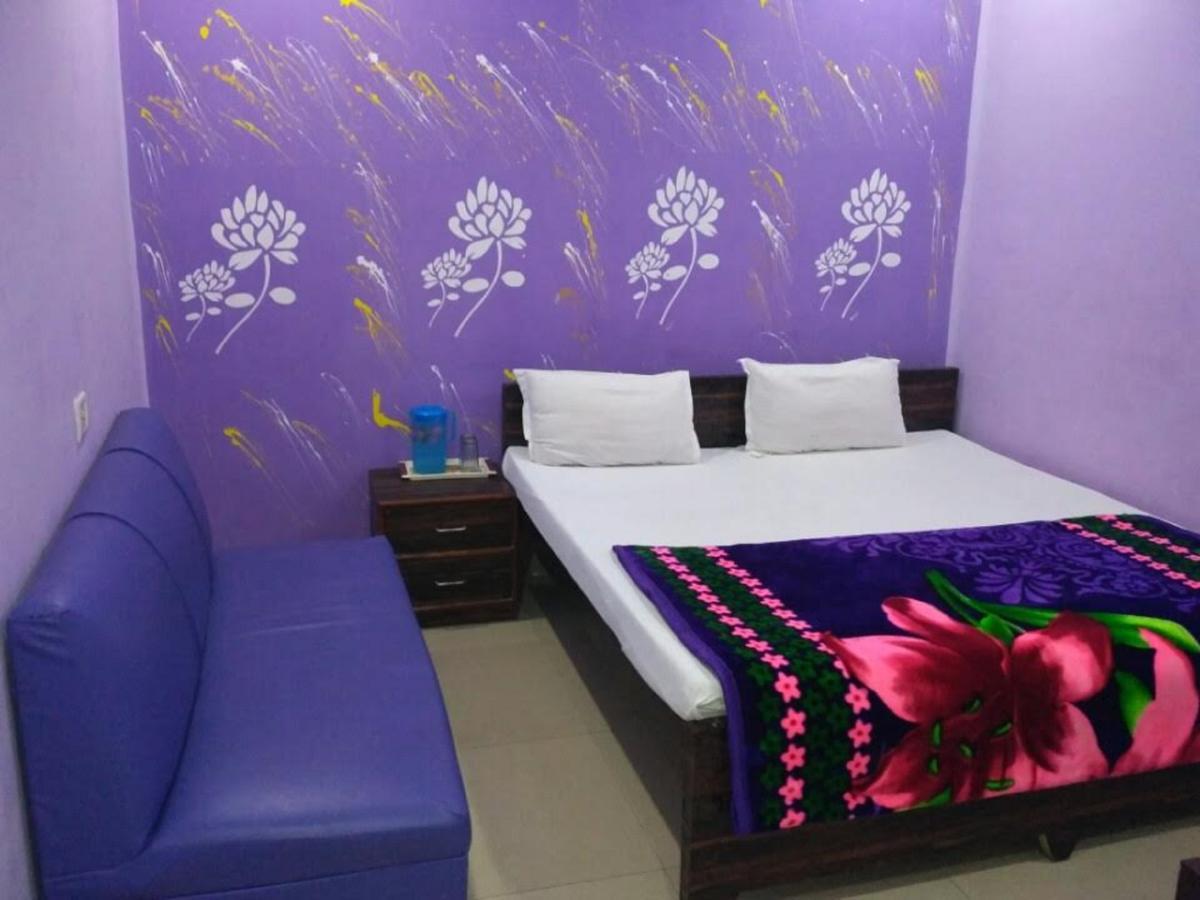 Hotel Atithi Galaxy Канпур Экстерьер фото